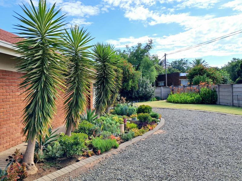 3 Bedroom Property for Sale in Langenhovenpark Free State